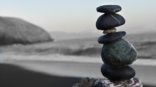Rocks balancing