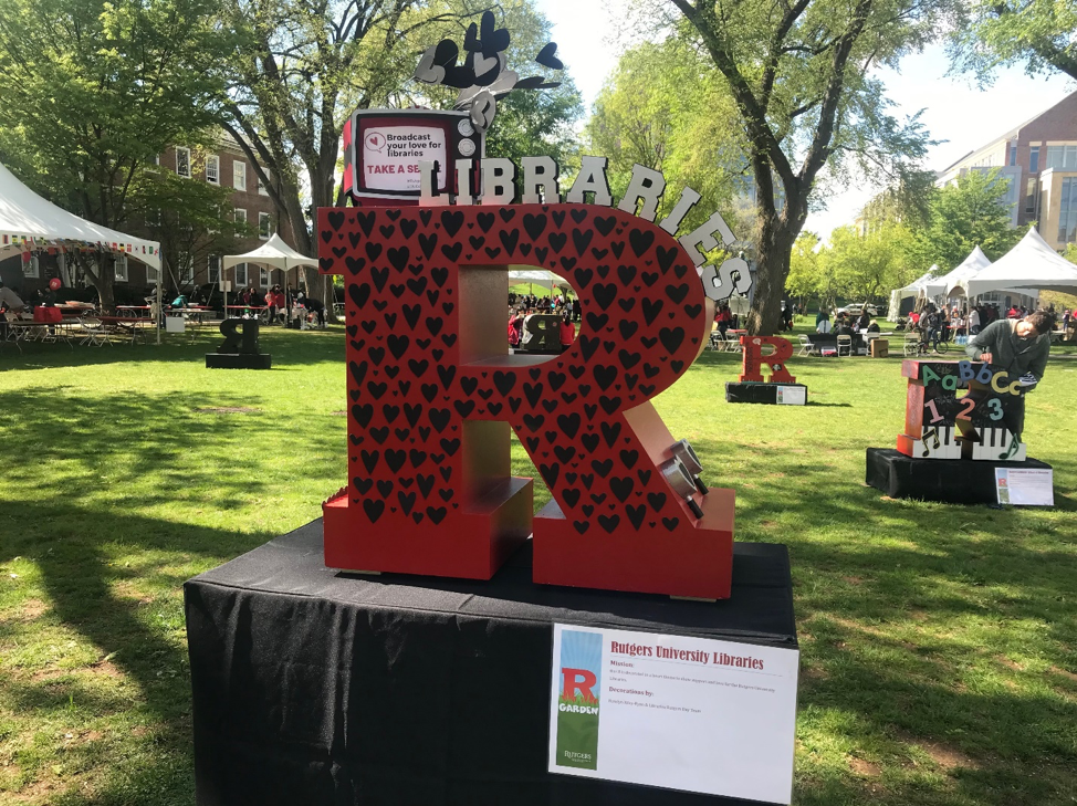 Expressing the love for Rutgers University and its libraries